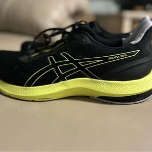 Men’s Asics Gel-Pulse Black and Neon Yellow Running Shoes